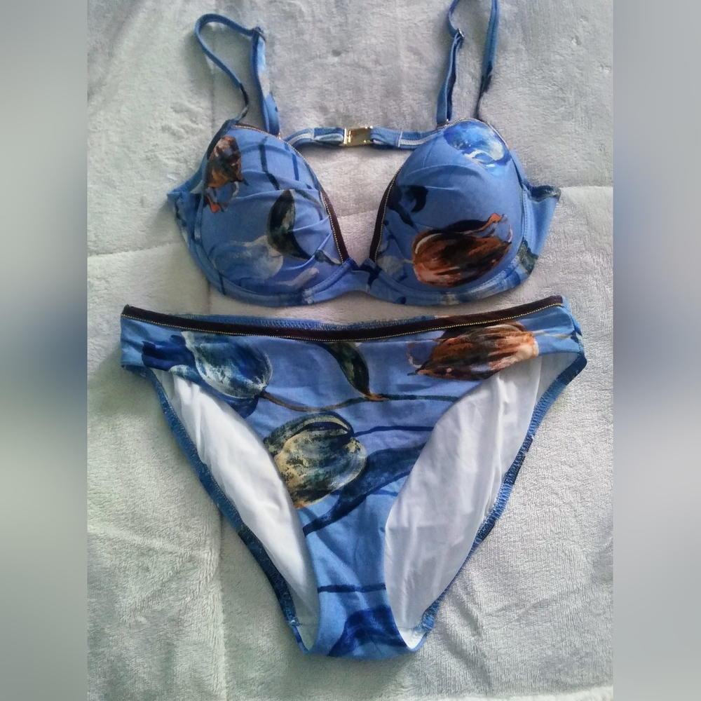 Maryan Mehlhorn Stylish Blue Under Wired Bikini 12 34C NWOT